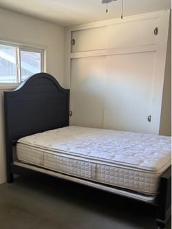 Black Wood Queen Bed Frame & Mattress