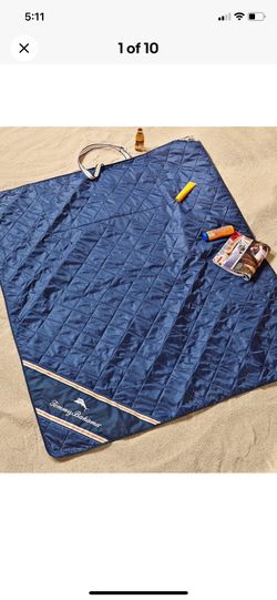 Tommy Bahama Outdoor Waterproof Picnic Blanket - Lightweight Portable Design 