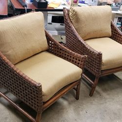 Lounge Leather Chairs