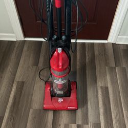 Dirt Devil Vacuum