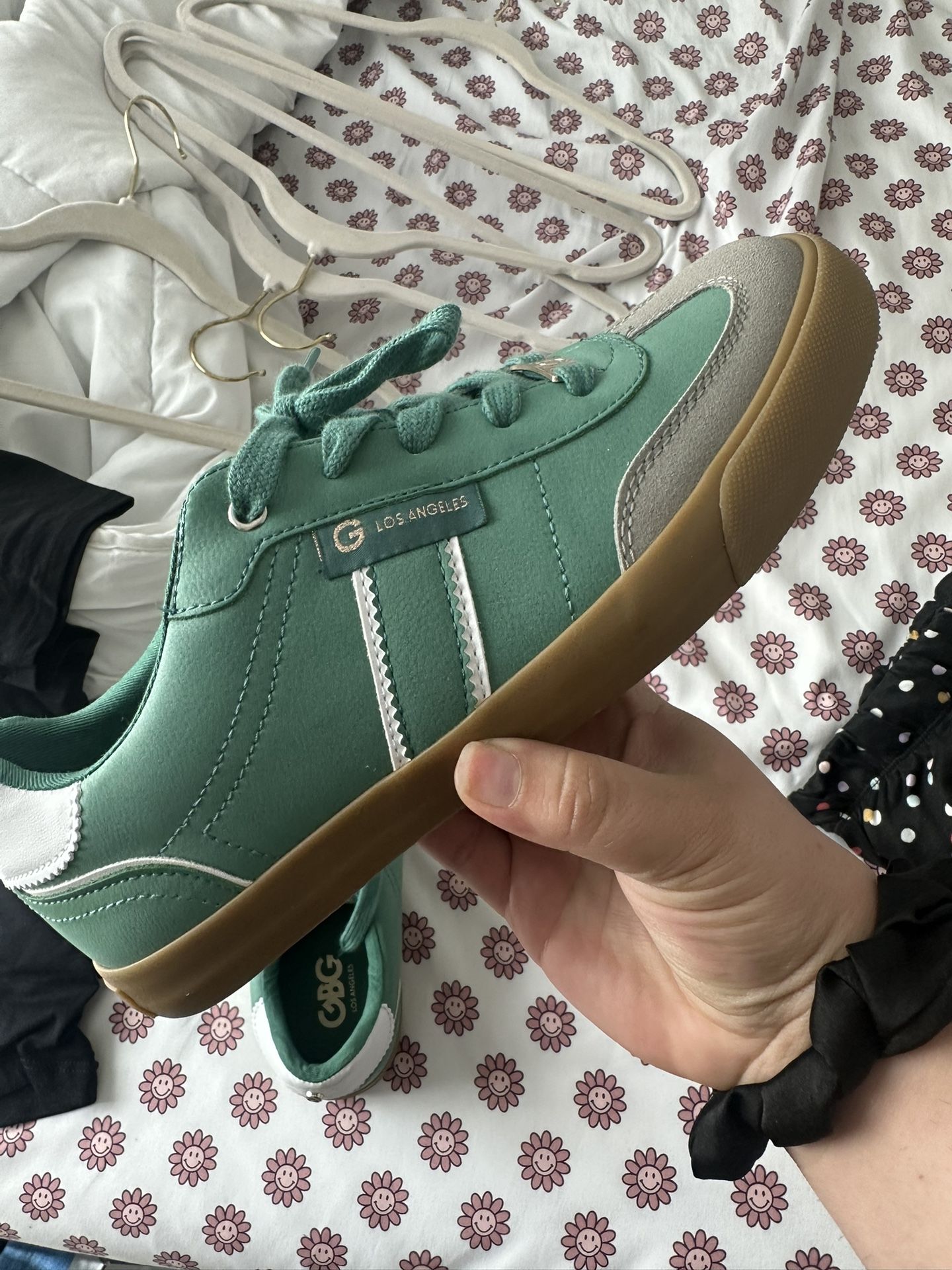 Shoes Sneakers Size 8