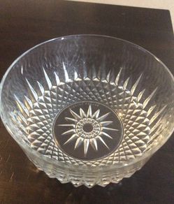 Arcoroc of France vintage crystal serving bowl