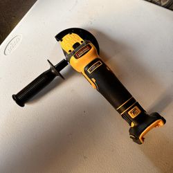 📌DEWALT 20V MAX Cordless Brushless 4.5 - 5 in. Paddle Switch Angle Grinder with FLEXVOLT ADVANTAGE (Tool Only) PRECIO FIRME 👉$140