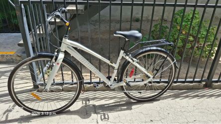 Infinity Cycle White Bike Boss Three