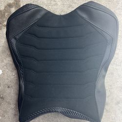 Luimoto Seat Cover And Gel Pad For A 2015-2024 Yamaha R1