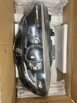 2018 BMW M3 F80 OEM LED Headlights – Complete Pair