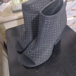 Black Heals 