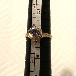 10K YG Amethyst & Diamond Ring  Size 6 1/2