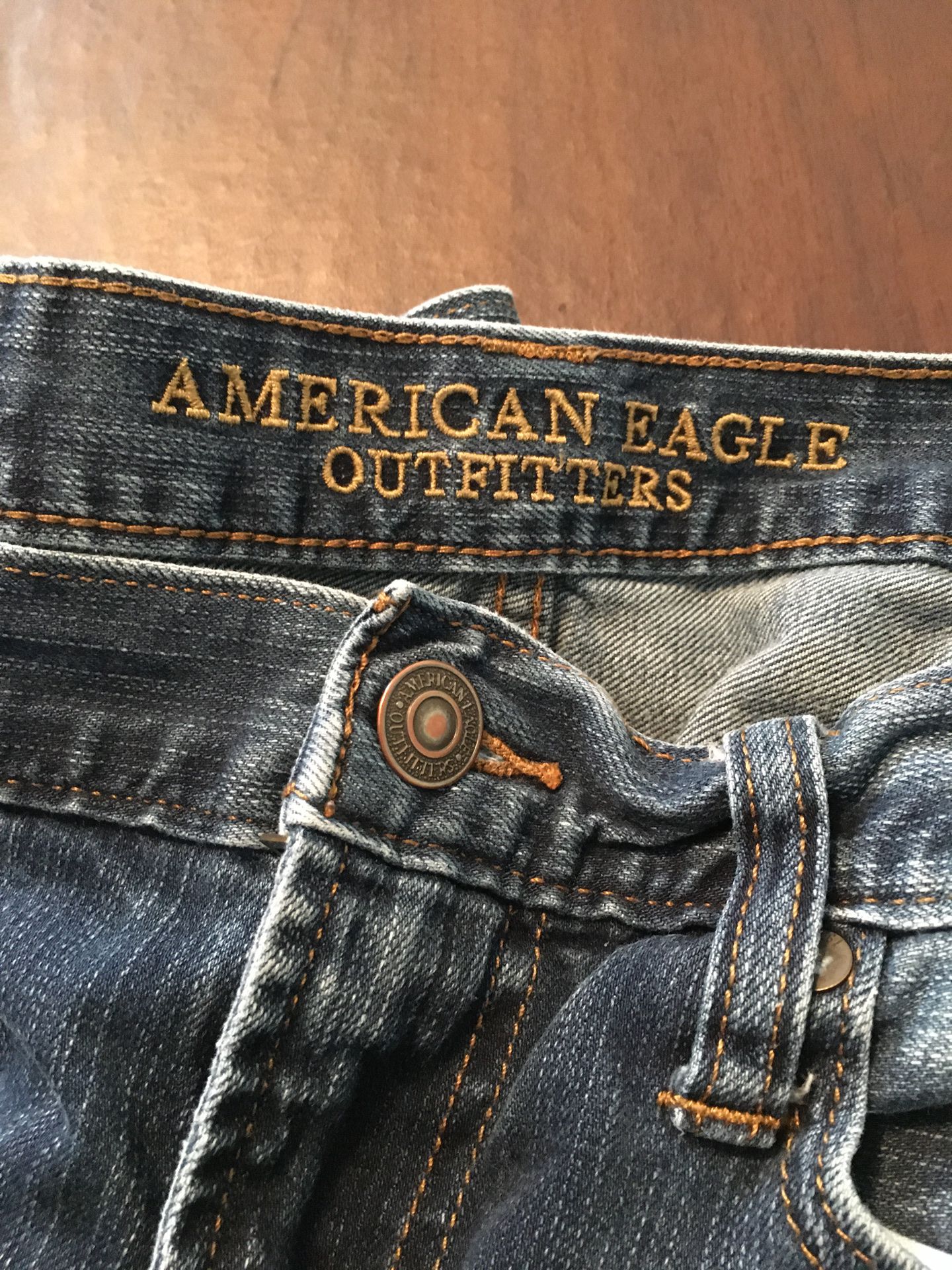American Eagle men’s jeans 32x34 and three dress shirts mediums All For $20 Porch Pick Up
