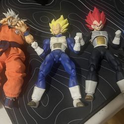Dragon Ball Sh Figuarts Lot Goku And Vegetas 
