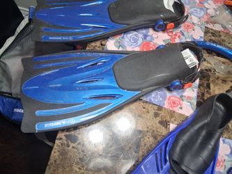 Kyak.4 set of snorkeling