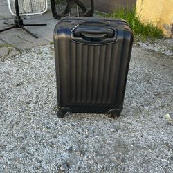 Suit Case 
