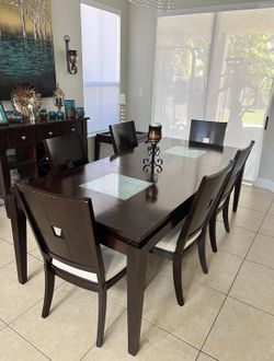 7-piece Dining table W/mosaic Glass Details