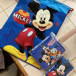 Mickey Pull String Bag With Asseseries 