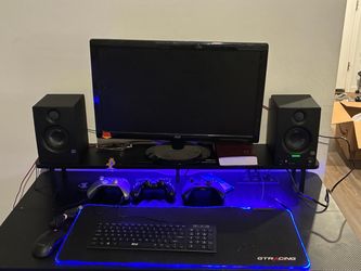 Presonus 2 speakers