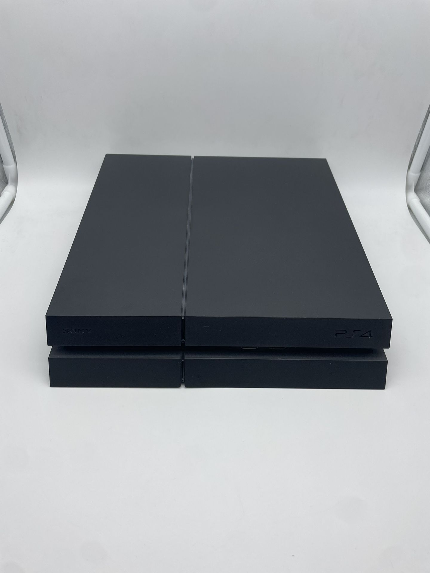 PlayStation 4 PS4 [500GB]
