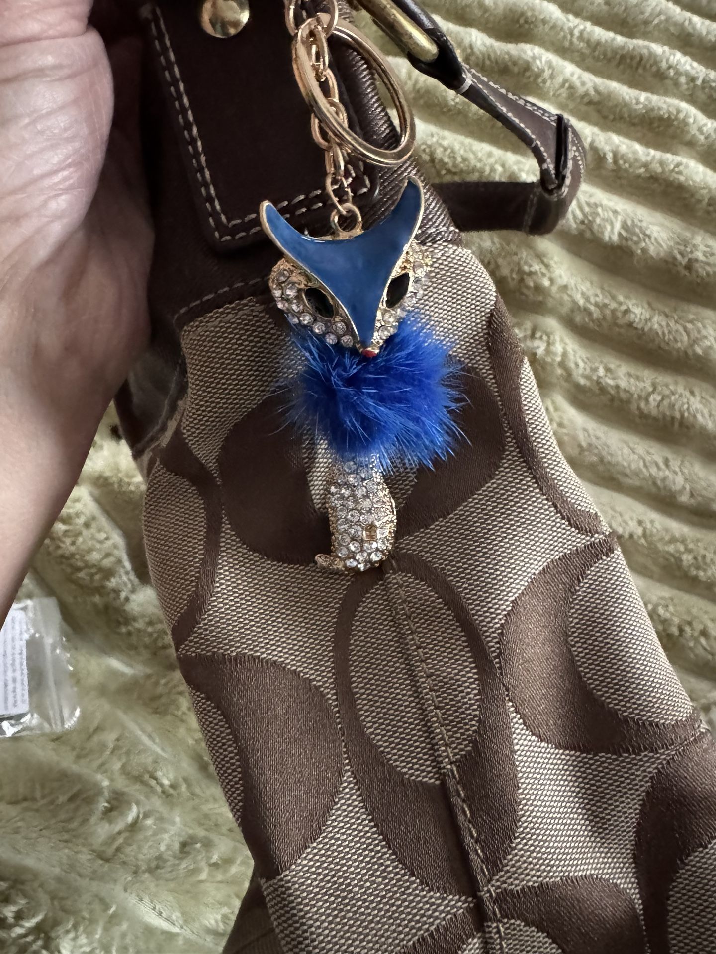 New Fuzzy Fox with Rhinestones Keychain with Moving Tail