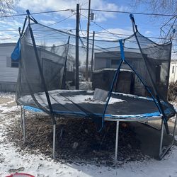 14 Ft Trampoline