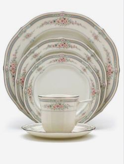 Rothschild By Noritake 40 PC china Set 