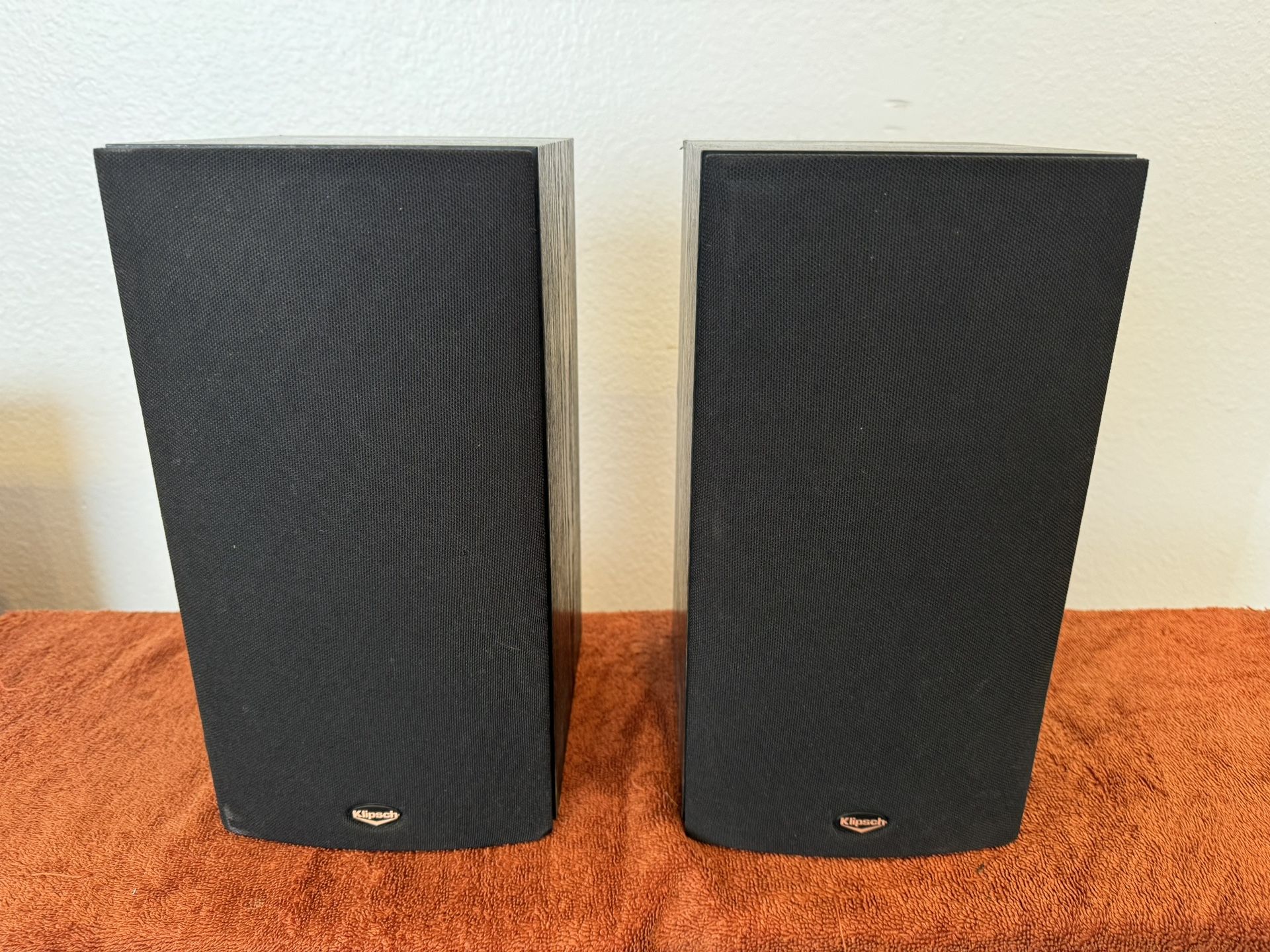 Klipsch Bookshelf Speakers 70 Watts