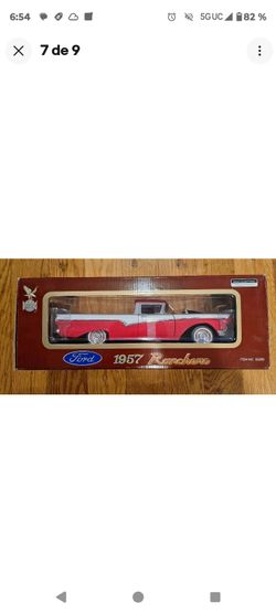Road Legends Ford 1957 Ranchero 1:18 scale