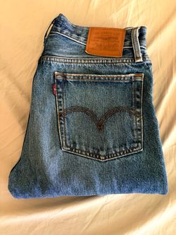 Levi's Medium Wash Denim Jeans