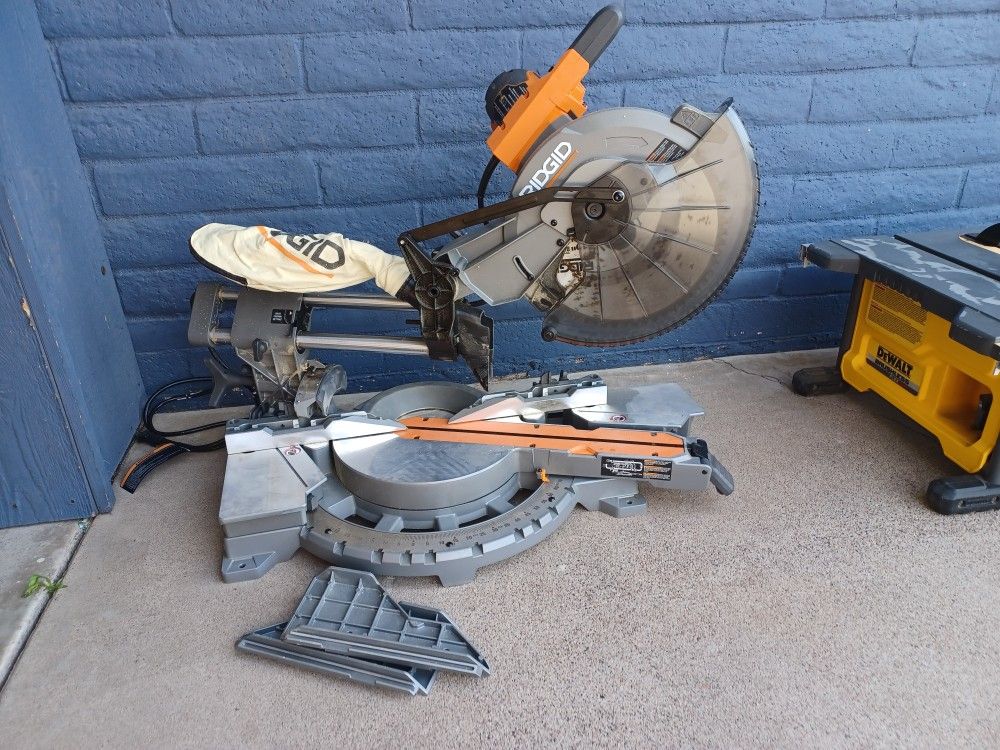 SLIDING MITER SAW 12"