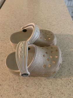 Make a offer size 2-3 Crocs Classic Clogs Glitter Silver