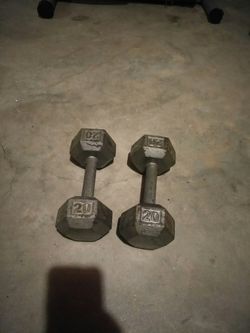 1 pair dumbbell 40 lbs total. Pesas 40 libras total.