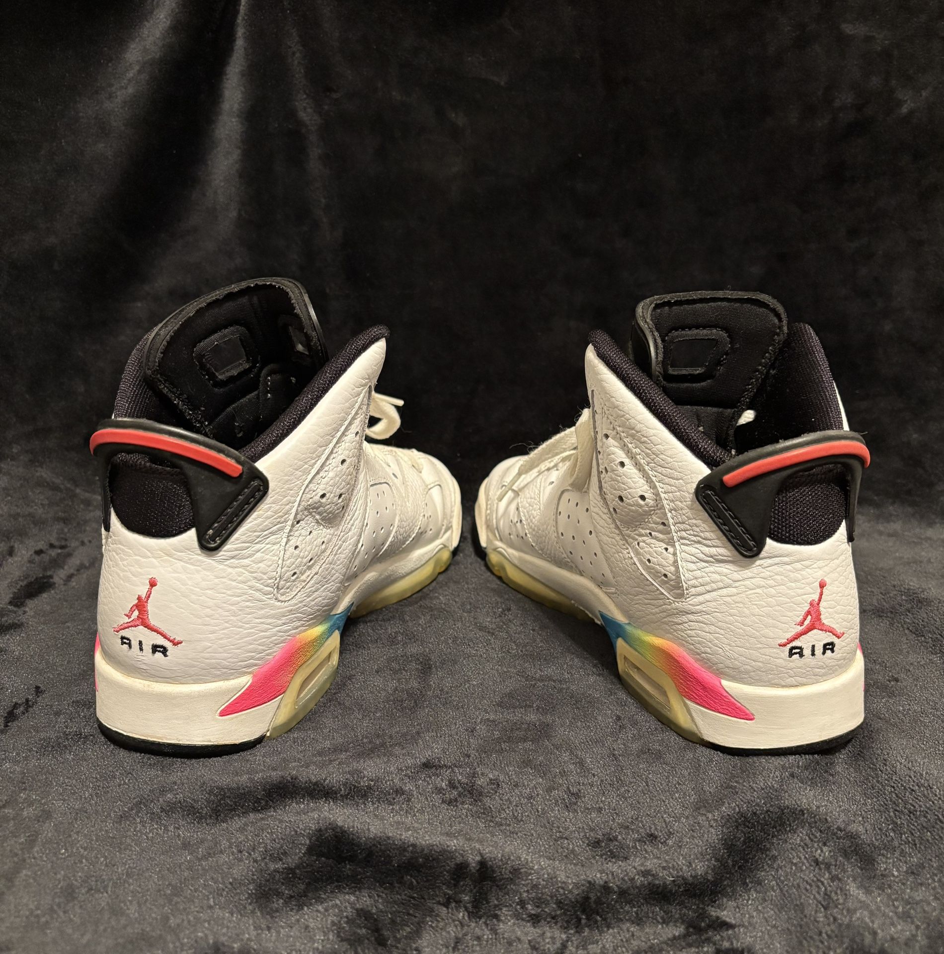 Air Jordan 6 Retro GS “Pink Flash”