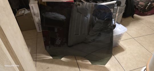 Back Window For Avalanche, Silverado, Tahoe