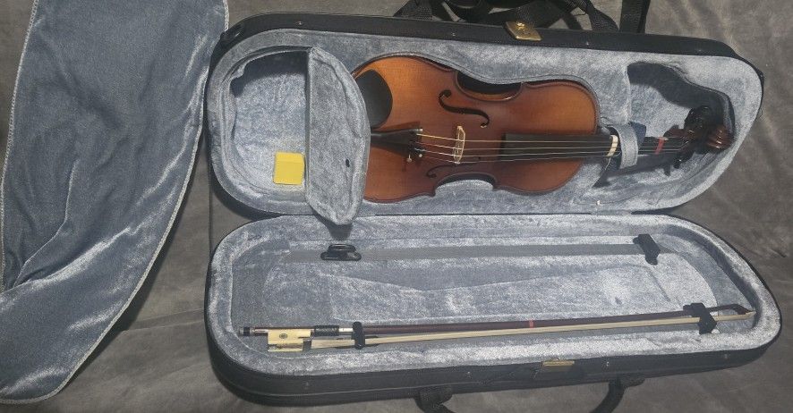 VIOLIN 1/2 $89