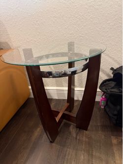 Coffee table with side table