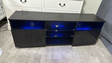 Tv stand