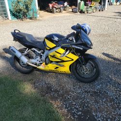 04 Honda Cbr 600 F4i