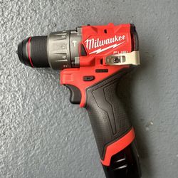 M12 Milwaukee Drill 