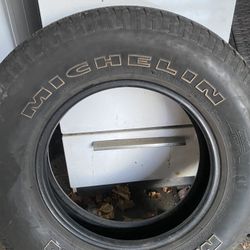 Set of 2 New Michelin Studded Tires 235/70/r16