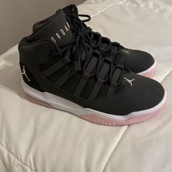Jordan’s Dark Gray Black And Pink
