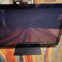 Panasonic 42” Plasma HDTV Vera TC-P42X3 Year 2011
