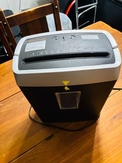 Paper shredder