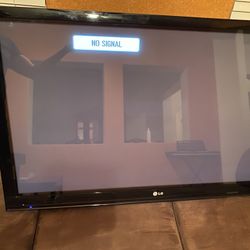 50 Inch LG TV With Swivel Mount