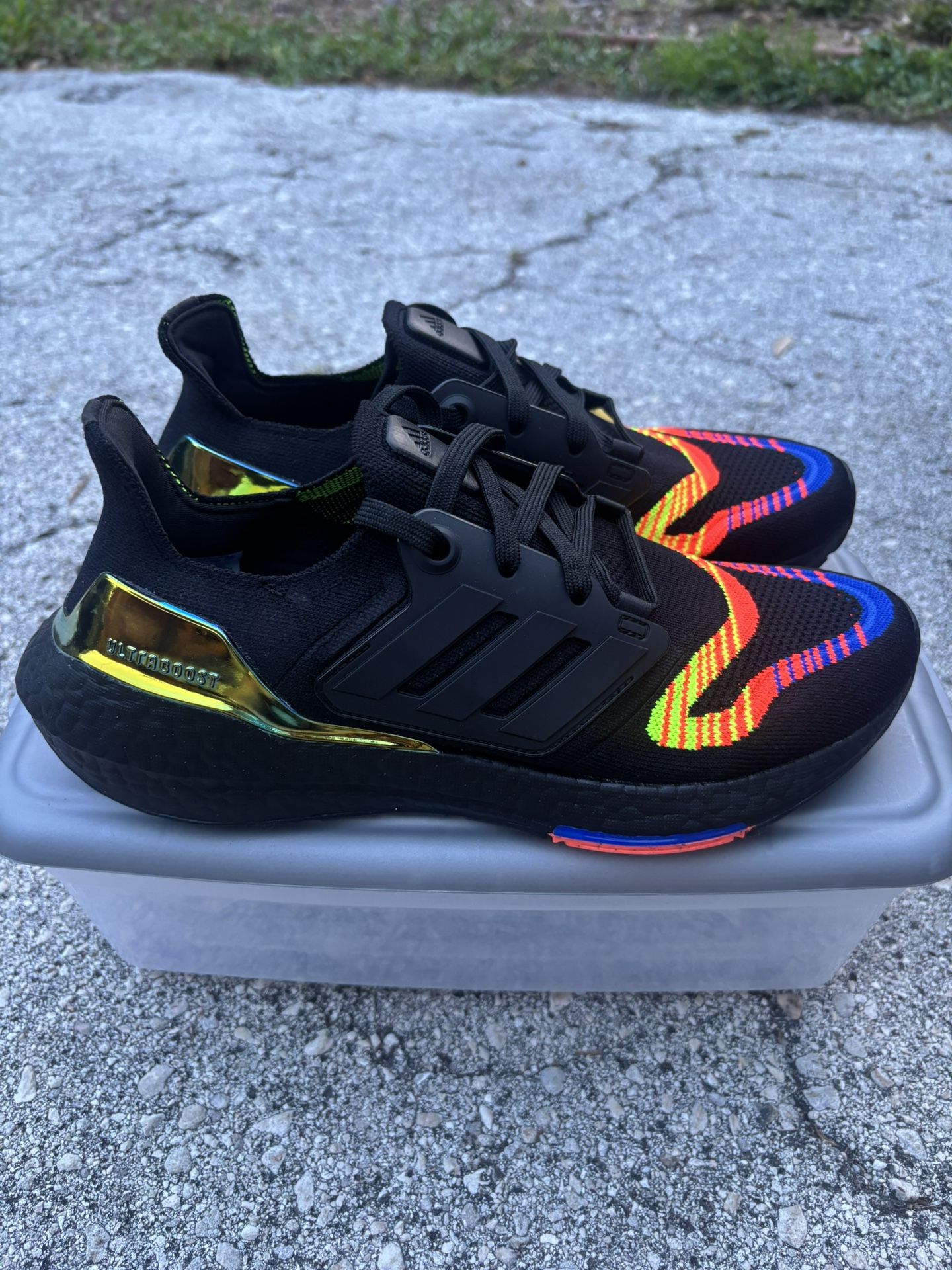 Adidas Ultra Boost 22 ‘Linear Energy Black’ HQ0965 Men’s Size 7.5 Women’s Size 9