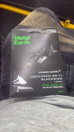 Metal Earth 3D Metal Model $10