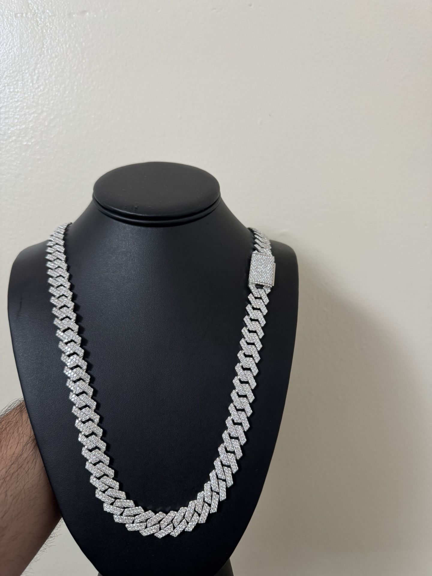 Moissanite Chain
