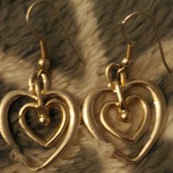 HEART EARRINGS 
