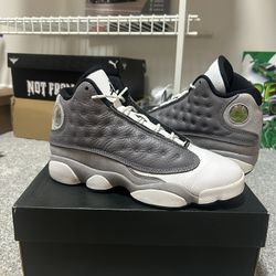 Jordan 13 Retro Atmosphere Grey (5Y/6.5W) - great condition in og box, Authentic