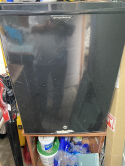 Mine Fridge ( Frigidaire )