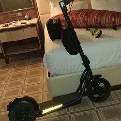 Brand new Emoko A19 Escooter,  12 in tires, 36v 15ah, 500w , retail  500$
