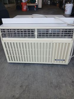 AIR CONDITIONER