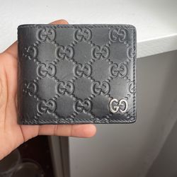 Men Gucci Wallet In Store For 500
